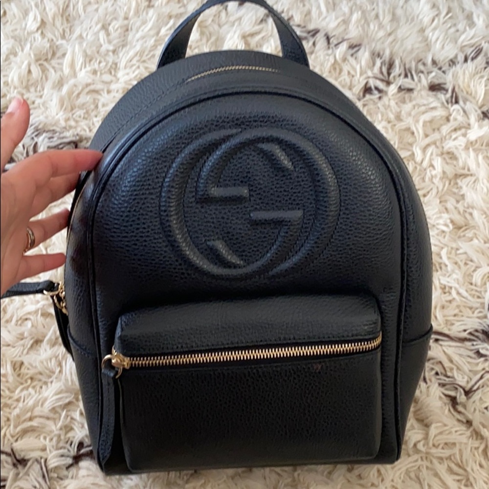 GUCCI
Pebbled Calfskin Soho Chain Backpack Black